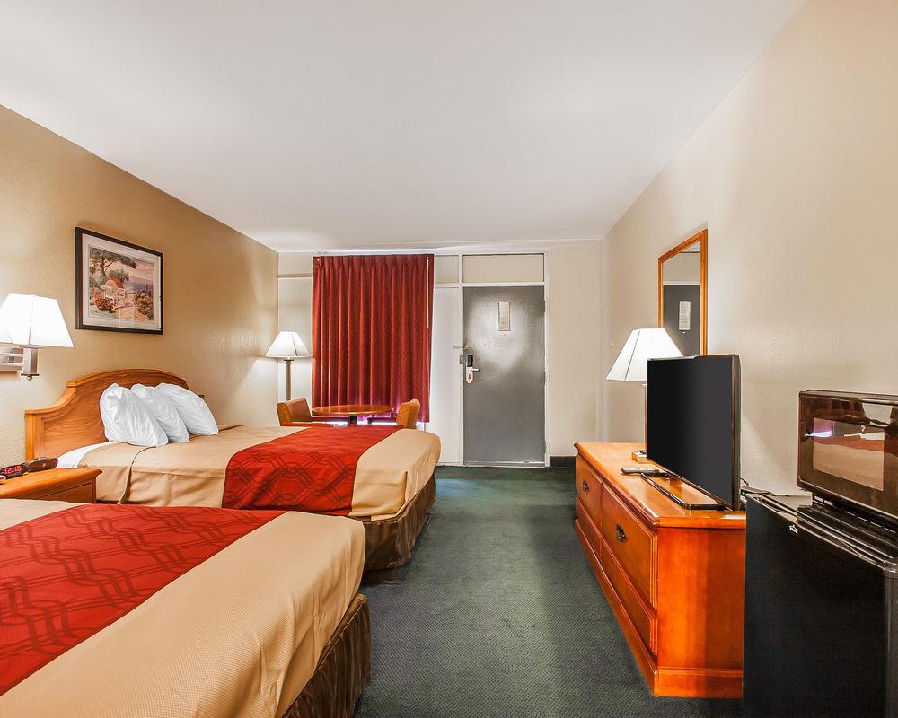 Econo Lodge Cullman Εξωτερικό φωτογραφία